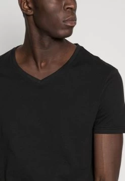 Pier One 5 Pack - Camiseta Básica - White/Blue/Black -Tienda De Hombres Con Estilo 04339dc8a41b4f87892bcf5988fa14bc