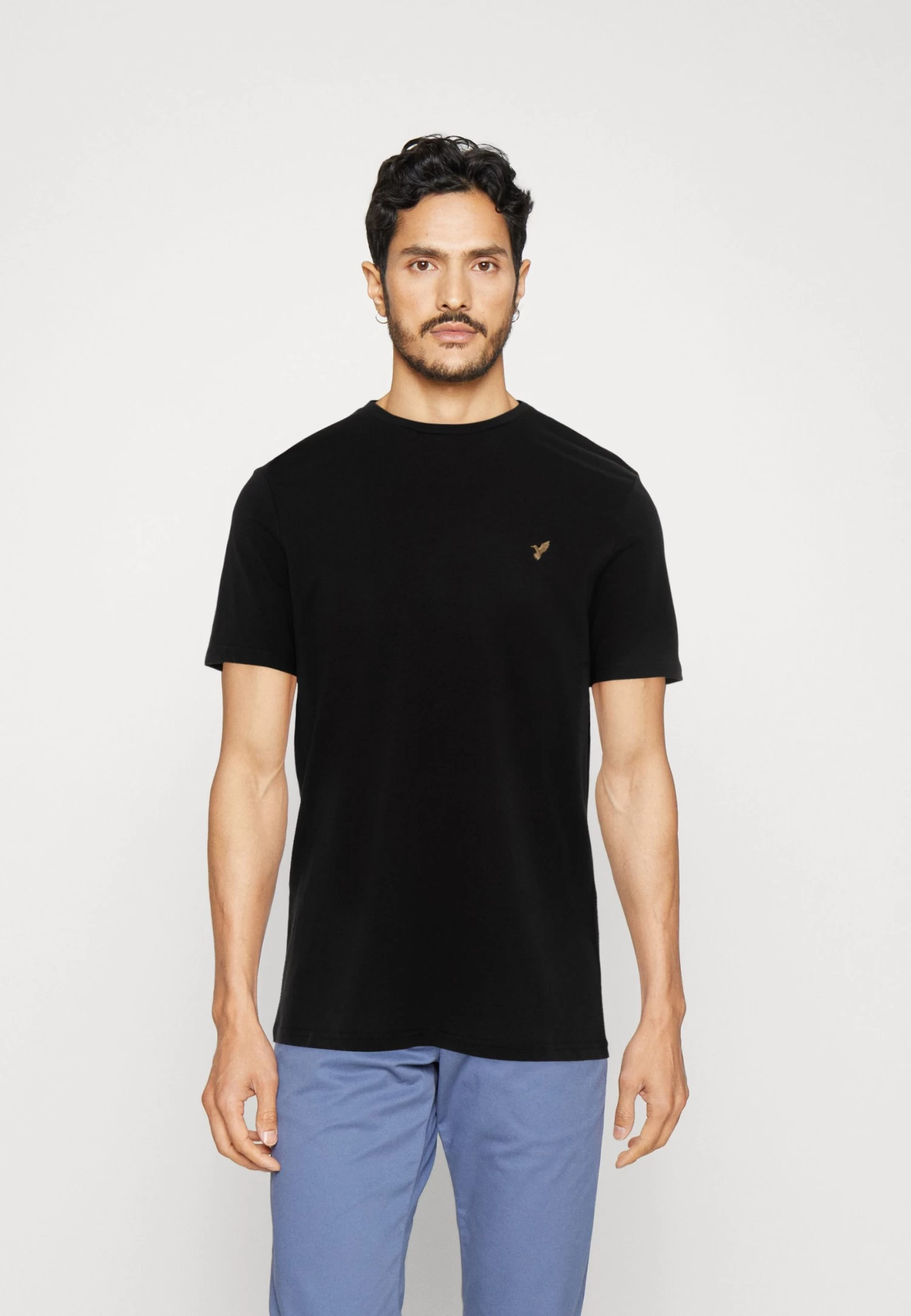 Pier One 5 Pack - Camiseta Básica - White/Ark Green/Blue 6 Pier One 5 Pack - Camiseta Básica - White/Ark Green/Blue - Imagen 4