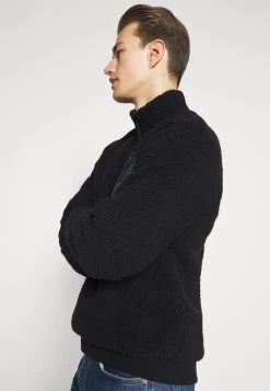 Pier One Forro Polar - Dark Blue 13 Pier One Forro Polar - Dark Blue -Tienda De Hombres Con Estilo 0b27e21a839e4f56af9be8aed42665b4