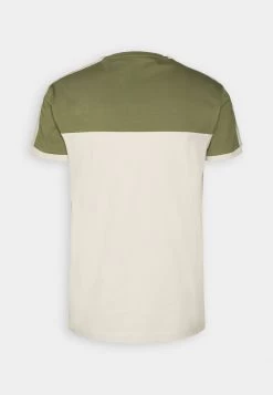 Pier One Camiseta Estampada - Khaki/Off-White 13 Pier One Camiseta Estampada - Khaki/Off-White -Tienda De Hombres Con Estilo 10559b0cbe7740d59f0b28170b3f5eed