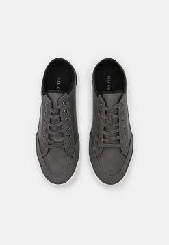 Pier One Zapatillas - Grey -Tienda De Hombres Con Estilo 121b9e5dccd84e7482b811a5f0f11ce0