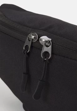 Pier One Riñonera - Black -Tienda De Hombres Con Estilo 125683be70844f65a706e09415f5aff3