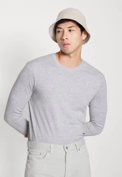 Pier One 5 Pack - Camiseta De Manga Larga - Light Grey/White/Black 14 Pier One 5 Pack - Camiseta De Manga Larga - Light Grey/White/Black -Tienda De Hombres Con Estilo 13d2778c891a44c2877f7643ec98e1b6