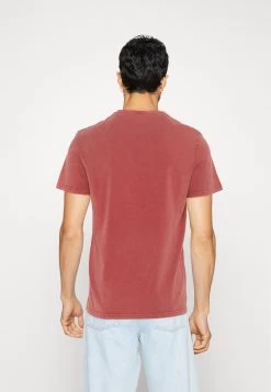 Pier One 5 Pack - Camiseta Básica - Off-White/Lilac/Light Red -Tienda De Hombres Con Estilo 168bc908d36647578ccfa8ea9edb0e04