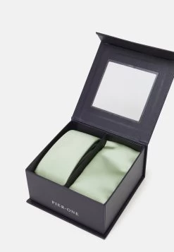 Pier One Set - Pañuelo De Bolsillo - Light Green 12 Pier One Set - Pañuelo De Bolsillo - Light Green -Tienda De Hombres Con Estilo 186418c4632045a49f49be956c5a79e1