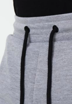 Pier One Pantalones Deportivos - Light Grey -Tienda De Hombres Con Estilo 1867d13f312545f8a41e926457ca1a31