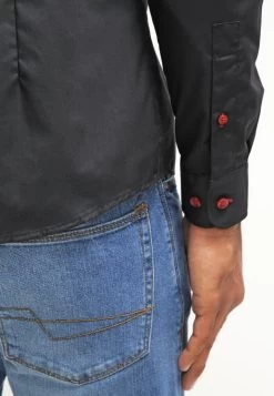 Pier One Camisa - Black/Red -Tienda De Hombres Con Estilo 1cc26882c4194d1486a01c69112de5b1