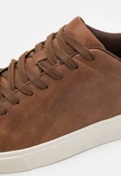 Pier One Unisex - Zapatillas - Cognac -Tienda De Hombres Con Estilo 1ede9a8d3f614add9e57eb38fcd5178b