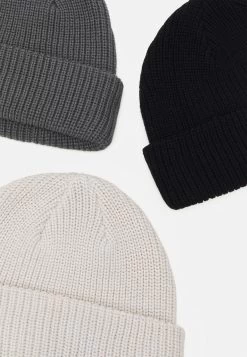 Pier One Unisex 3 Pack - Gorro - Black/Dark Grey/Off-White/ 8 Pier One Unisex 3 Pack - Gorro - Black/Dark Grey/Off-White/ -Tienda De Hombres Con Estilo 227c946f16e945278f07dcddf0a935a2