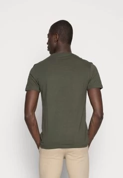 Pier One 5 Pack - Camiseta Básica - Dark Blue/Grey/Khaki 15 Pier One 5 Pack - Camiseta Básica - Dark Blue/Grey/Khaki -Tienda De Hombres Con Estilo 258eab57cb3c4224bef491b398d4b6bc