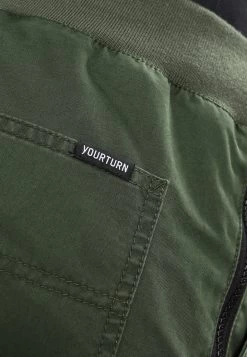 Pier One Pantalones Cargo - Dark Green 14 Pier One Pantalones Cargo - Dark Green -Tienda De Hombres Con Estilo 267eb1a5169a4c549f08e5f864e0bce4