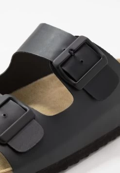 Pier One Unisex - Pantuflas - Black -Tienda De Hombres Con Estilo 2c1088e9c35241008f77393ded163426