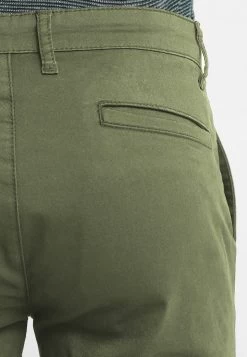 Pier One Pantalones Chinos - Dark Green 11 Pier One Pantalones Chinos - Dark Green -Tienda De Hombres Con Estilo 2c7f94b4933945ce953fdf69487b75eb