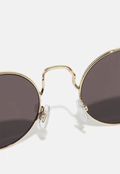 Pier One Unisex - Gafas De Sol - Gold-Coloured/Black 7 Pier One Unisex - Gafas De Sol - Gold-Coloured/Black -Tienda De Hombres Con Estilo 2fd3f25d94564e8bb121d70969d920fe