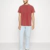 Pier One 5 Pack - Camiseta Básica - Off-White/Lilac/Light Red 2 Pier One 5 Pack - Camiseta Básica - Off-White/Lilac/Light Red -Tienda De Hombres Con Estilo 2fdf1f918b06483688987a2e73a0059c