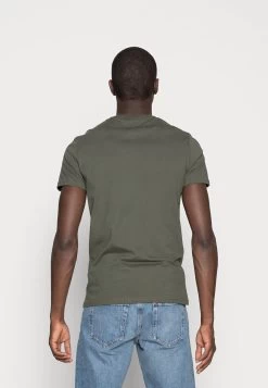 Pier One 3 Pack - Camiseta Básica - Black/Grey/Green -Tienda De Hombres Con Estilo 302b28ae9cfb4ba48ebdbc5d108d4998