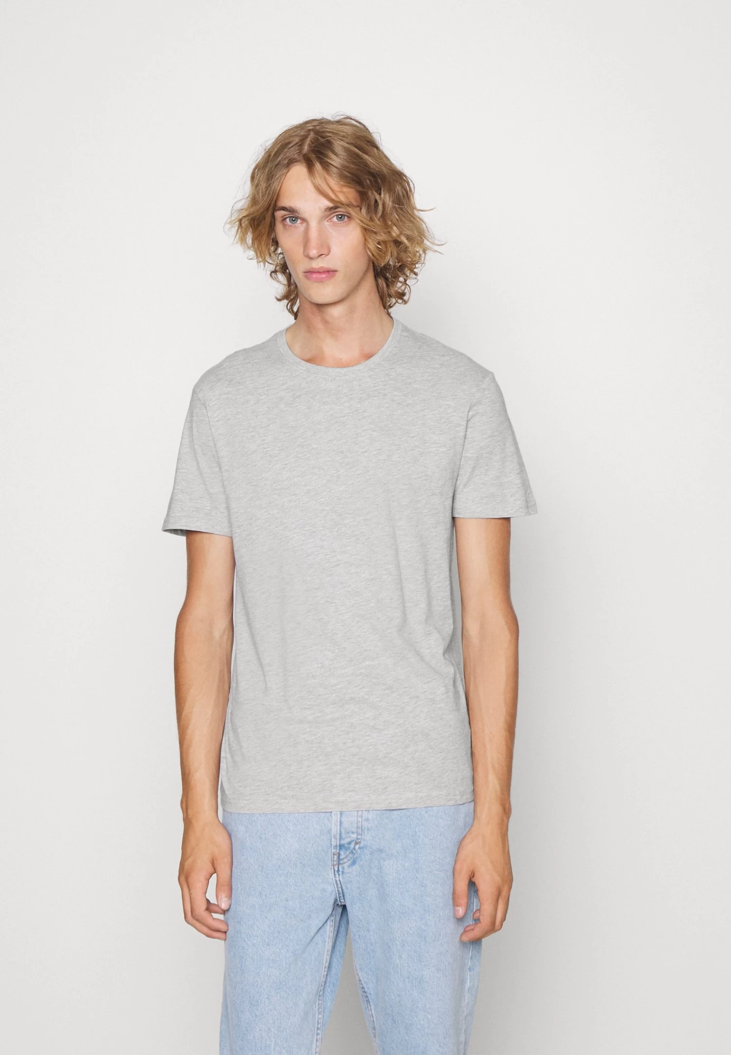 Pier One 5 Pack - Camiseta Básica - Stone/Blue/Mottled Light Grey - 8 Pier One 5 Pack - Camiseta Básica - Stone/Blue/Mottled Light Grey - - Imagen 6