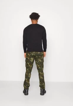 Pier One Pantalones Cargo - Black/Olive -Tienda De Hombres Con Estilo 324fed6852a34ee5af98a3ce16cc5f49