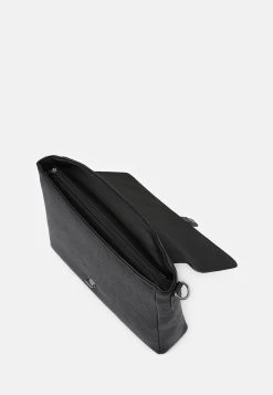 Pier One Portafolios - 802 - Black -Tienda De Hombres Con Estilo 34245e0c16c84a0caa16492be5d4e473