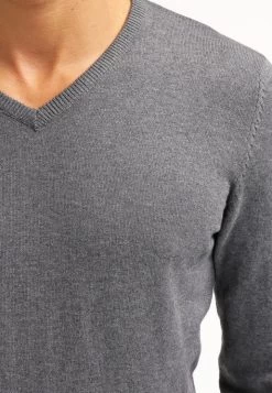 Pier One Jersey De Punto - Dark Grey Melange 10 Pier One Jersey De Punto - Dark Grey Melange -Tienda De Hombres Con Estilo 3d1a9be6239a49ad9382f953e993064b