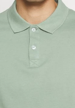 Pier One Polo - Green 13 Pier One Polo - Green -Tienda De Hombres Con Estilo 40abbf4f512844e99f0fcd8dcced0a1d