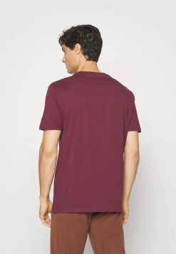 Pier One 3 Pack - Camiseta Básica - Off-White/Bordeaux/Mint -Tienda De Hombres Con Estilo 429b9129347a433b918b9629362cc701