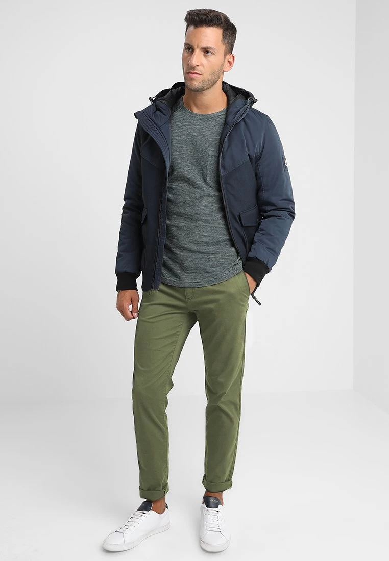 Pier One Pantalones Chinos - Dark Green 4 Pier One Pantalones Chinos - Dark Green - Imagen 2