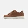 Pier One Unisex - Zapatillas - Cognac 1 Pier One Unisex - Zapatillas - Cognac -Tienda De Hombres Con Estilo 466ac211203c4308bbd1a6e05b9736ef