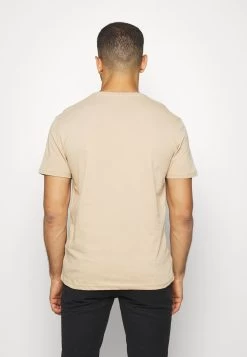 Pier One 3 Pack - Camiseta Básica - Khaki/Tan/Dark Blue 12 Pier One 3 Pack - Camiseta Básica - Khaki/Tan/Dark Blue -Tienda De Hombres Con Estilo 4791eff63e034d17860691ffbf9cb972