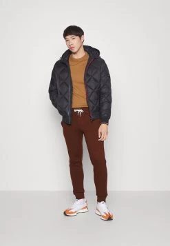 Pier One 2 Pack - Pantalones Deportivos - Dark Brown/Black