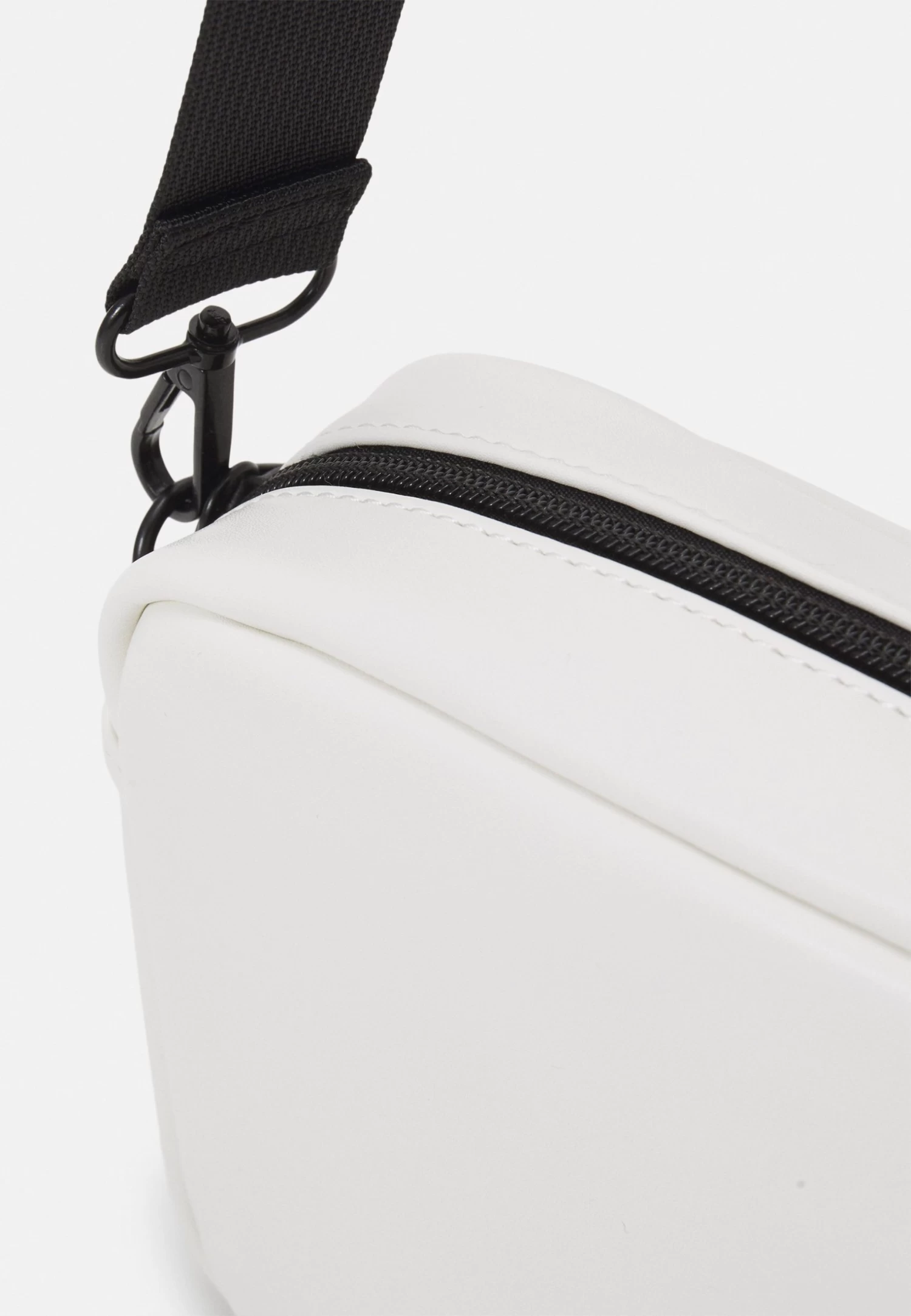 Pier One Bandolera - Off-White 6 Pier One Bandolera - Off-White - Imagen 4