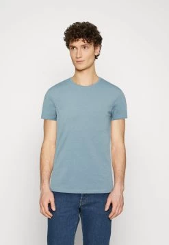 Pier One 3 Pack - Camiseta Básica - Brown/Beige/Light Blue 12 Pier One 3 Pack - Camiseta Básica - Brown/Beige/Light Blue -Tienda De Hombres Con Estilo 4d13b16396c040f1b57c48717e4ae015