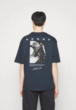 Pier One Sense Tee- Camiseta Estampada - Dark Blue -Tienda De Hombres Con Estilo 512fd7fe8a844aebb6a2e28f70b522f2