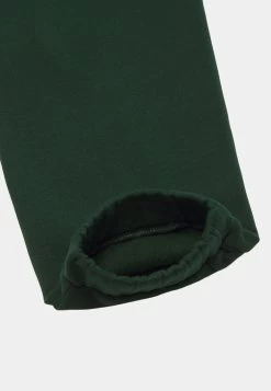 Pier One Pantalones Deportivos - Dark Green -Tienda De Hombres Con Estilo 55c6441e60c34e9ba2cb6fd70ded05dd