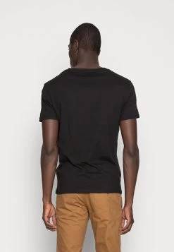 Pier One 5 Pack - Camiseta Básica - White/Blue/Black -Tienda De Hombres Con Estilo 577e250ad0624377b57eabcac8149891