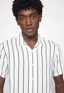 Pier One 2 Pack - Camisa - Black/White 23 Pier One 2 Pack - Camisa - Black/White -Tienda De Hombres Con Estilo 57ce1e0e5f264ad1b69f99a43f374e15