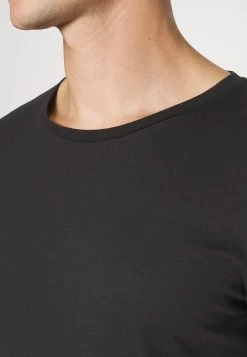 Pier One 2 Pack - Camiseta De Manga Larga - Black/Mottled Dark Grey -Tienda De Hombres Con Estilo 58d184c68d6a4efb93849263615dae84