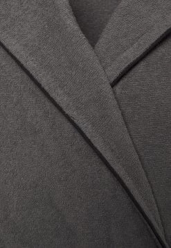 Pier One Albornoz - Dark Grey/Black -Tienda De Hombres Con Estilo 5ced349125594756a9f83b8f896e806e