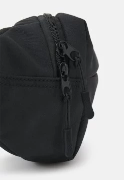 Pier One Riñonera -Black 11 Pier One Riñonera -Black -Tienda De Hombres Con Estilo 5d0cfdbe6ee14ba0885aeb888b747ec9