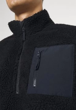 Pier One Forro Polar - Dark Blue 16 Pier One Forro Polar - Dark Blue -Tienda De Hombres Con Estilo 5d9bb57b367b492885a4cc2a7516f013