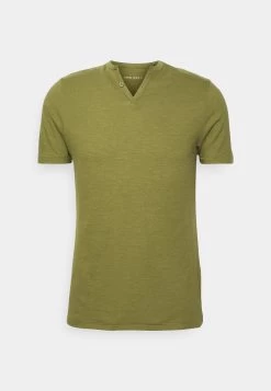 Pier One Camiseta Básica - Green -Tienda De Hombres Con Estilo 611db45e3c334da9a16cf24a6bc47cf9