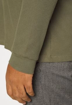 Pier One Camiseta De Manga Larga - Olive -Tienda De Hombres Con Estilo 612d7def041345c5919aa60fd72cef62