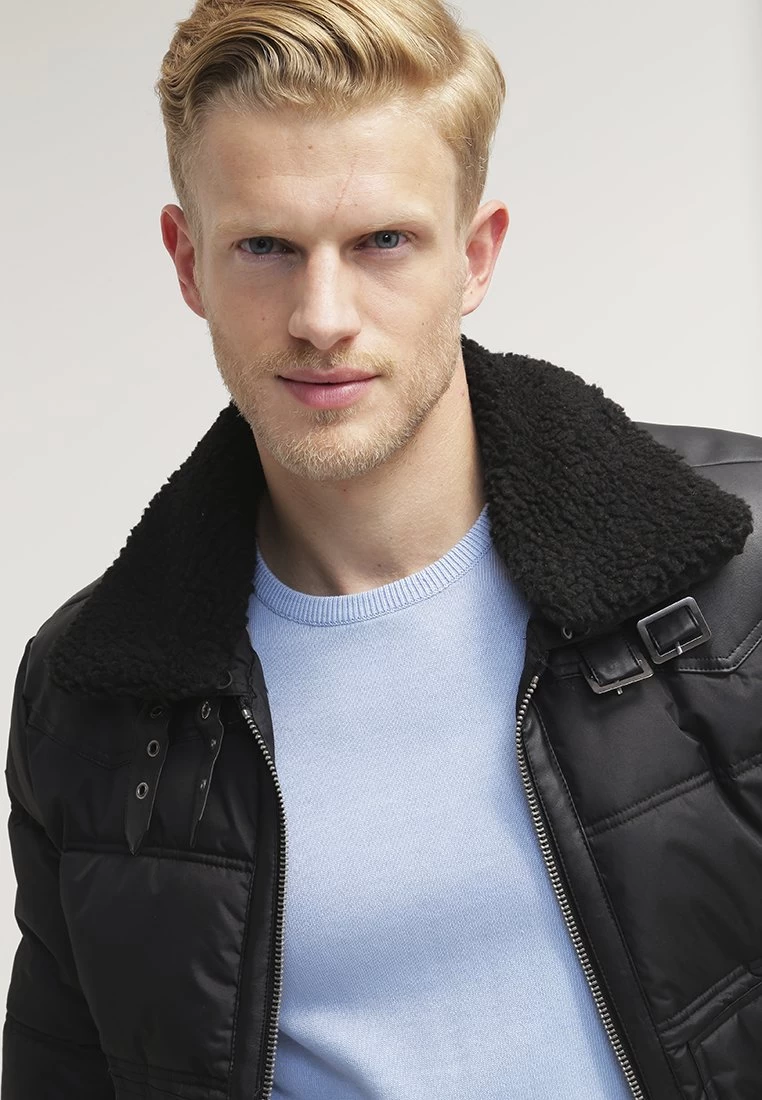 Pier One Basic Crewneck - Jersey De Punto - Light Blue 6 Pier One Basic Crewneck - Jersey De Punto - Light Blue - Imagen 4