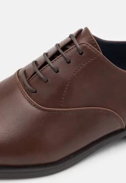 Pier One Unisex - Zapatos Con Cordones - Dark Brown 13 Pier One Unisex - Zapatos Con Cordones - Dark Brown -Tienda De Hombres Con Estilo 64e61bd8dd24406ba1405c038cbaec7e