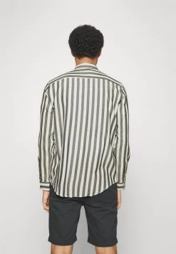 Pier One Camisa - Dark Blue/White 10 Pier One Camisa - Dark Blue/White -Tienda De Hombres Con Estilo 6a768fab03e743e1878faa1a627f95c9