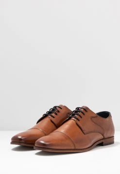 Pier One Leather - Zapatos Con Cordones - Cognac -Tienda De Hombres Con Estilo 6adc8a15fcba42609cfaac073b602468