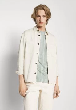 Pier One Camiseta Estampada - Light Green -Tienda De Hombres Con Estilo 6b994c12a7eb43a3bc1fbdc857e66eed