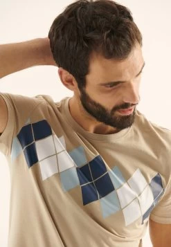 Pier One Camiseta Estampada - Beige -Tienda De Hombres Con Estilo 6c87ceb7be434cacb6fe722e889e3c14