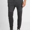 Pier One Pantalones Deportivos - Dark Grey -Tienda De Hombres Con Estilo 70636dfb81464f16ad3da05be552bab9