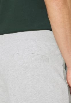 Pier One Pantalones Deportivos - Light Grey 11 Pier One Pantalones Deportivos - Light Grey -Tienda De Hombres Con Estilo 7160a1a657b544d09a99a97432eeb09a